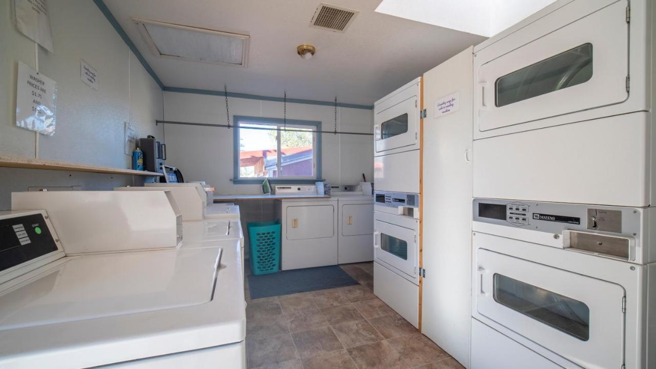 ホテルOk Rv Park Glamping Tipi Ok55 モアブ エクステリア 写真