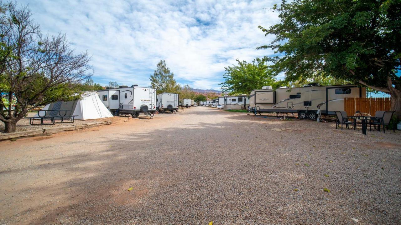 ホテルOk Rv Park Glamping Tipi Ok55 モアブ エクステリア 写真